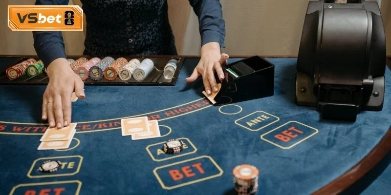 Chi tiết về luật Baccarat nền tảng tại sảnh cược